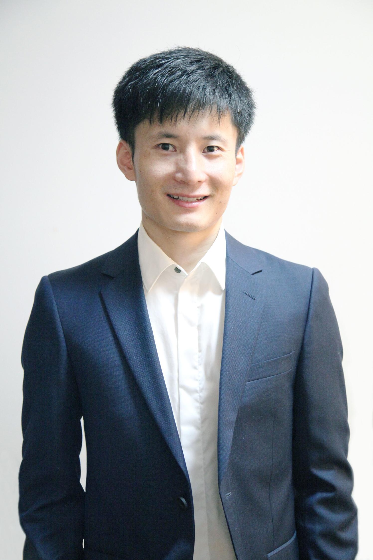 自拍的证件照